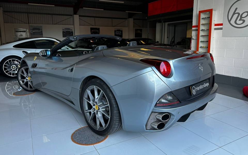 Imagen 6/50 de Ferrari California 30 (2014)