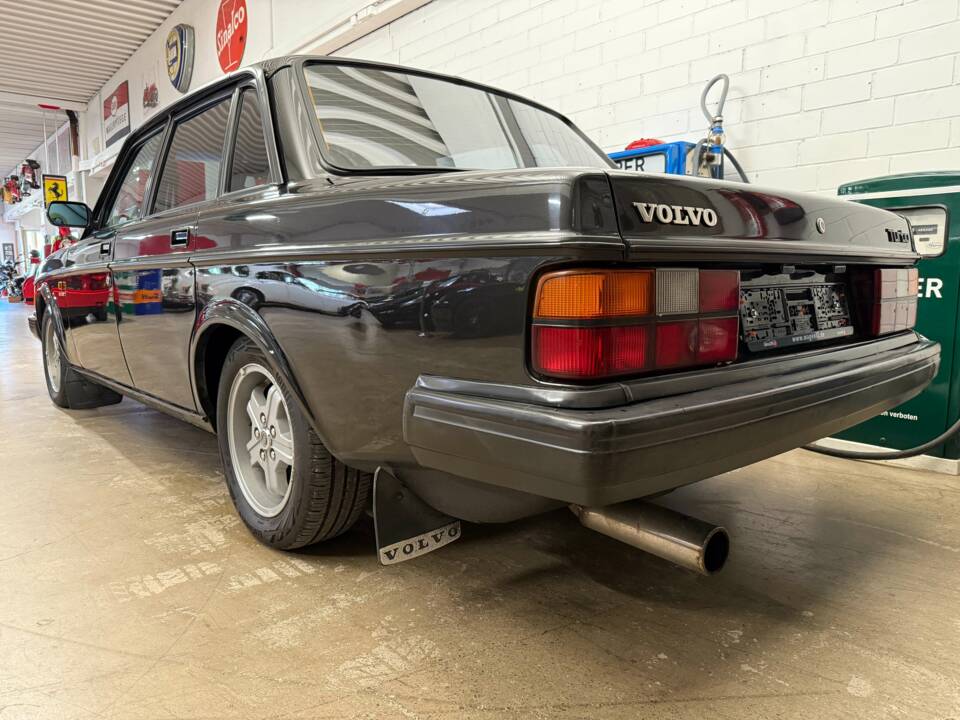 Bild 14/17 von Volvo 240 Turbo (1983)