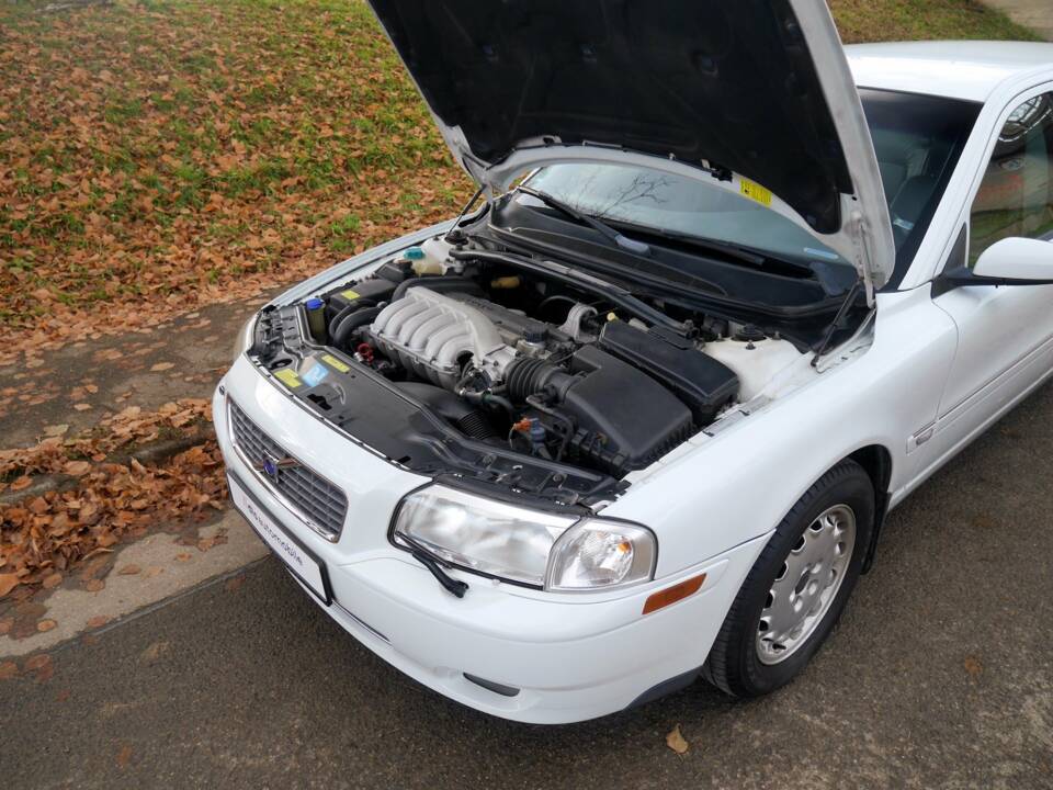 Image 23/32 of Volvo S80 2.9 Nilsson (2004)