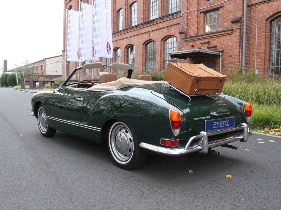 Image 16/17 of Volkswagen Karmann Ghia 1600 (1971)