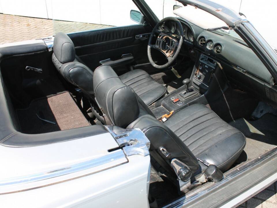 Image 8/23 of Mercedes-Benz 450 SL (1973)