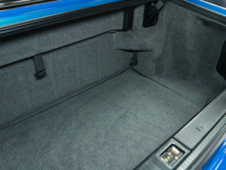 Image 34/50 de Mercedes-Benz SL 500 (1997)