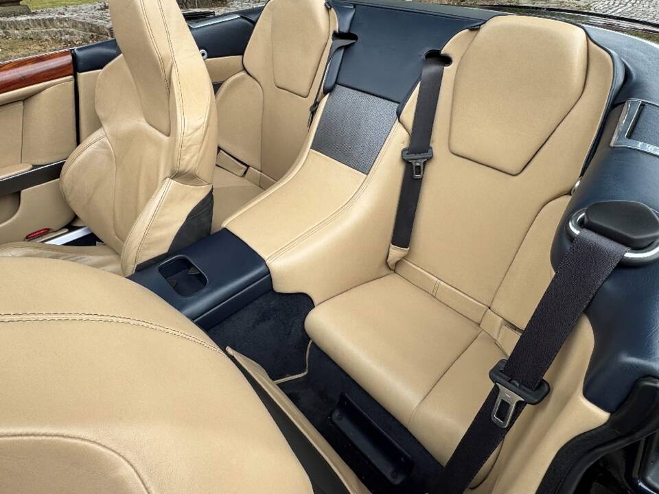 Bild 27/30 von Aston Martin DB 9 Volante (2006)
