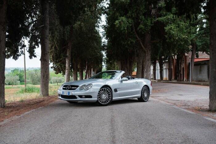 Image 2/7 de Mercedes-Benz SL 55 AMG (2002)