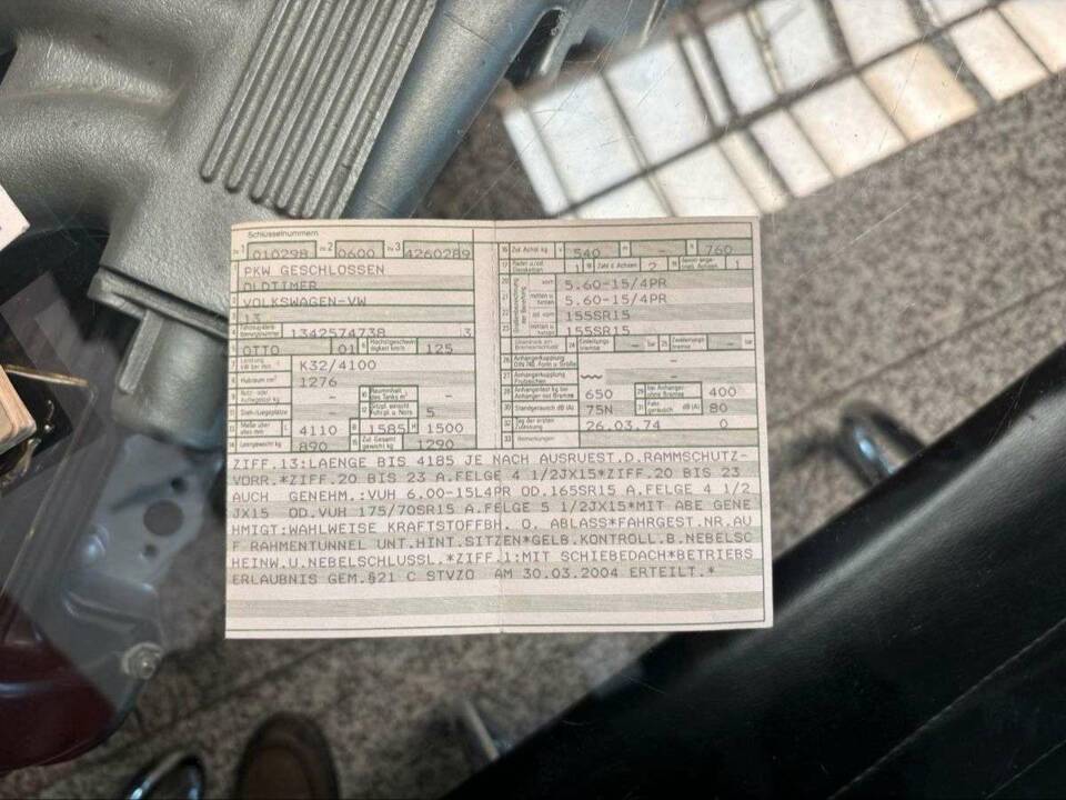 Image 19/24 de Volkswagen Coccinelle 1303 (1974)