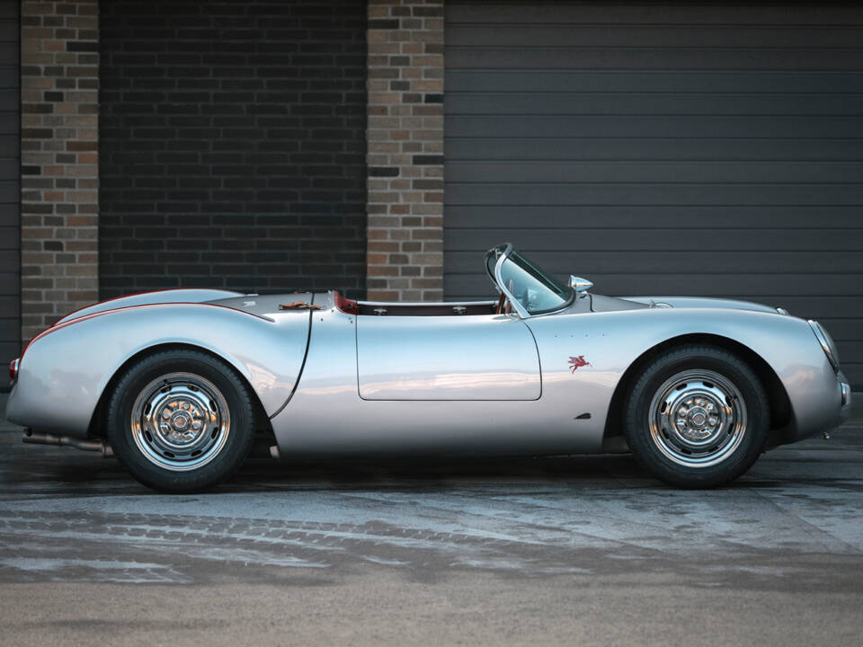 Image 13/16 of Beck Spyder (1955)