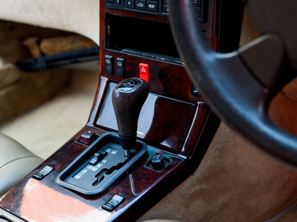 Image 8/44 de Mercedes-Benz SL 320 (1996)