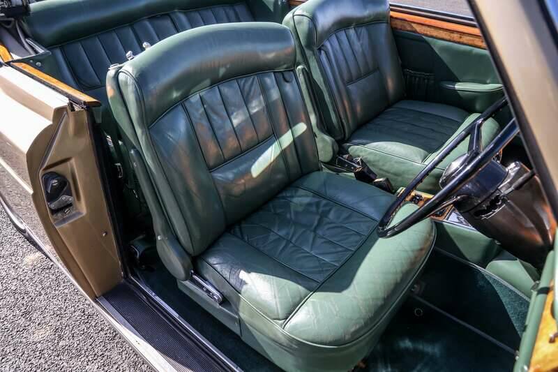 Image 14/50 de Rolls-Royce Corniche I (1974)