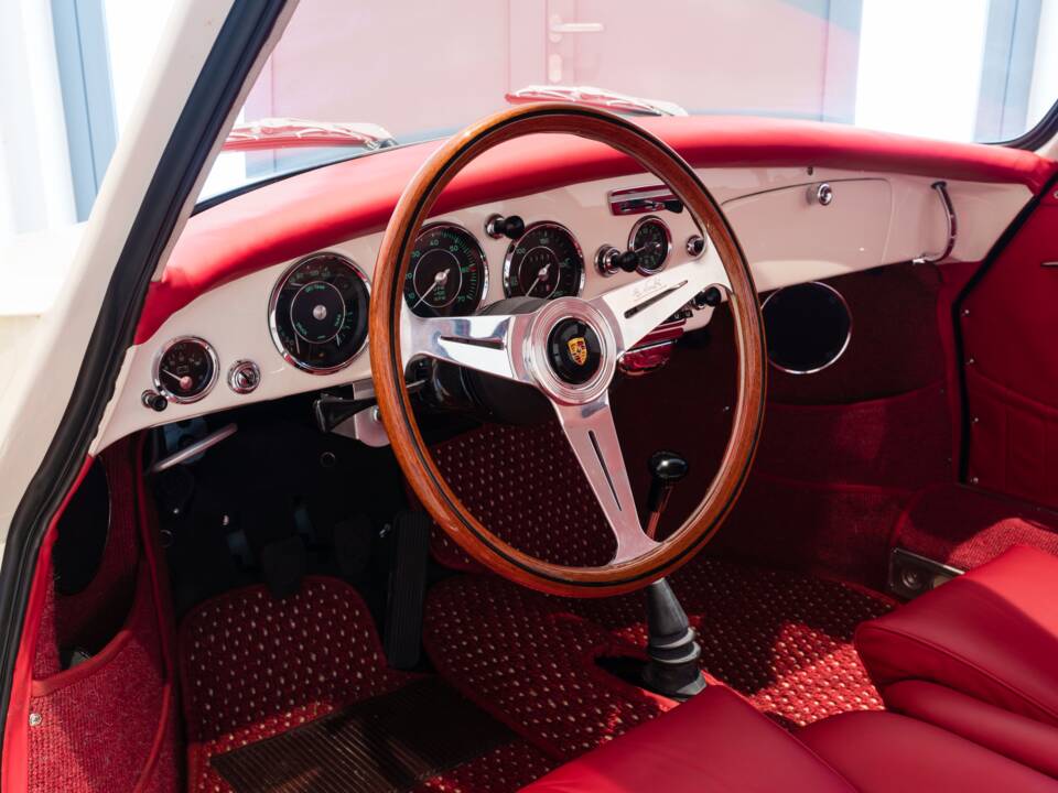 Image 23/42 of Porsche 356 C Carrera 2/2000 GS (1963)