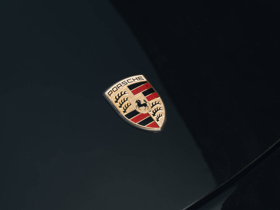Afbeelding 32/79 van Porsche 911 GT3 (2000)