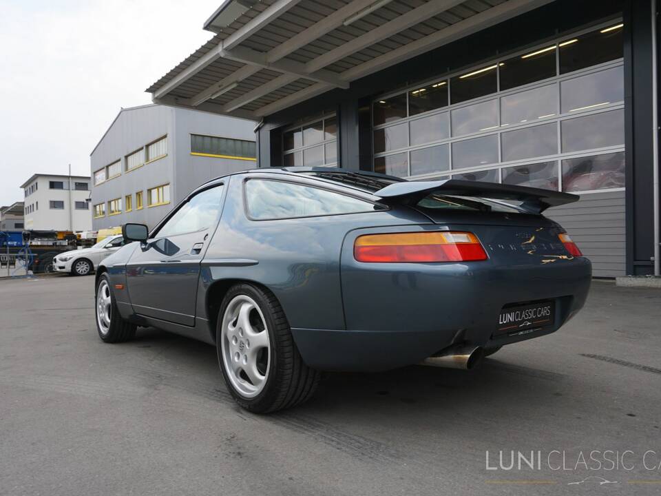 Immagine 6/46 di Porsche 928 S4 (1988)