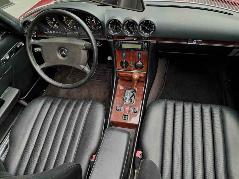 Immagine 23/26 di Mercedes-Benz 300 SL (1989)
