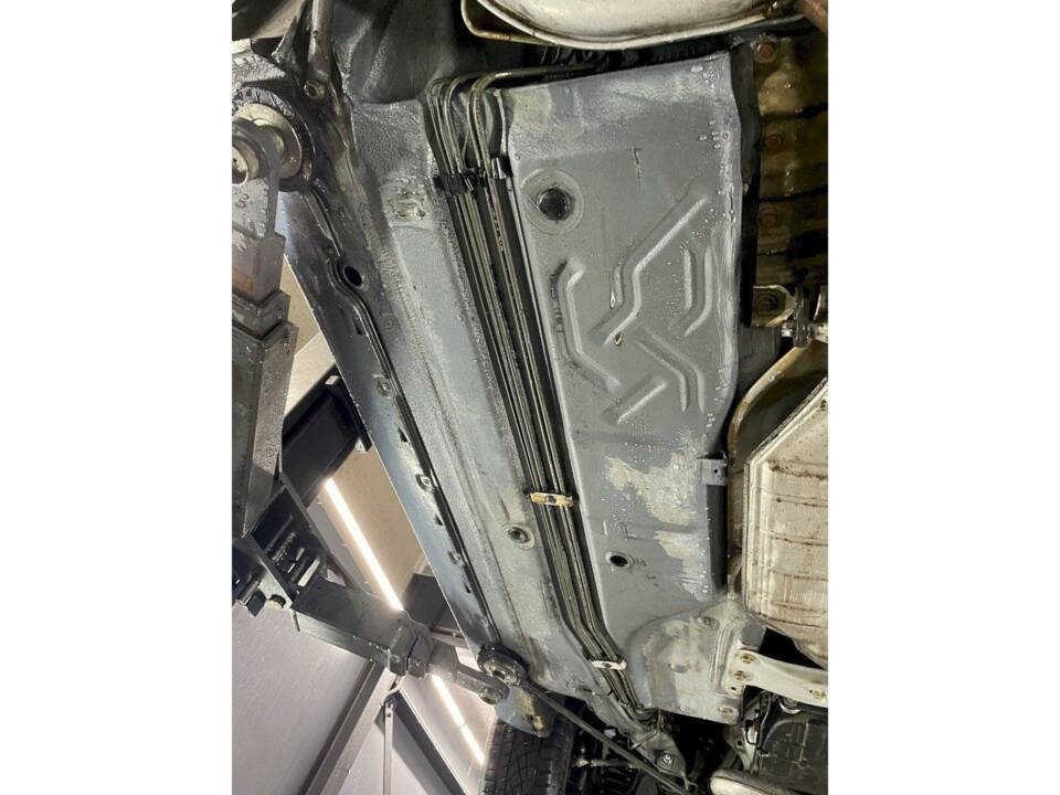 Image 33/36 of Mercedes-Benz 500 SL (1992)