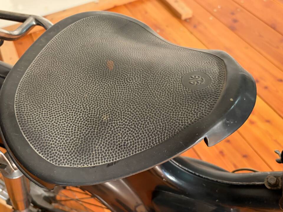 Image 13/13 of HMW 50 (1955)