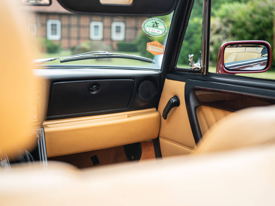 Image 38/42 of Alfa Romeo 2.0 Spider (1990)