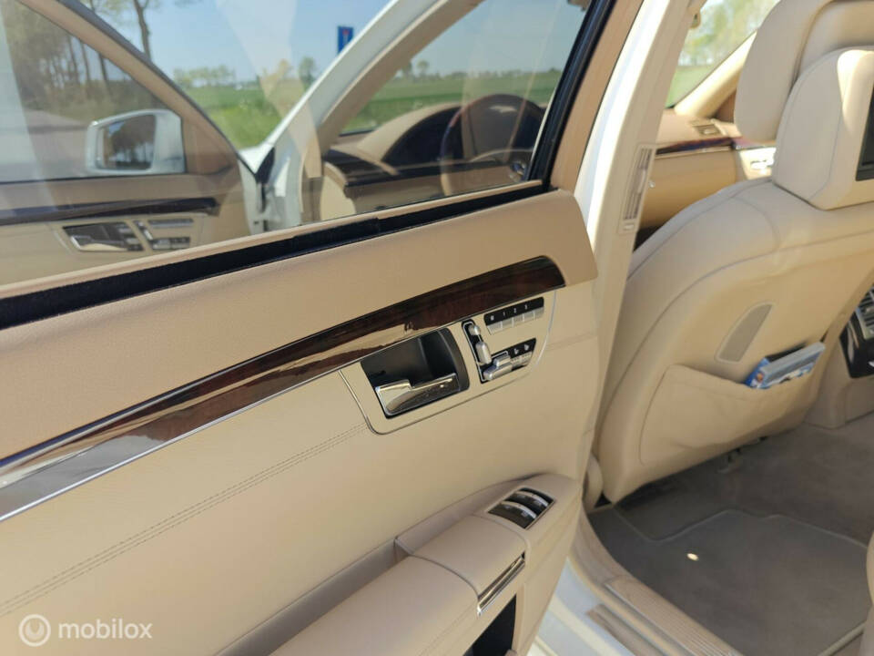 Bild 26/50 von Mercedes-Benz S 500 (2012)