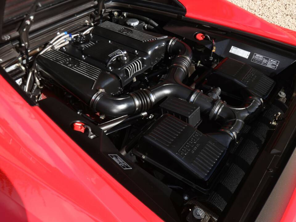 Bild 49/50 von Ferrari F 355 Berlinetta (1996)