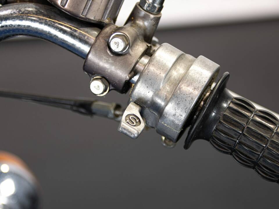 Bild 44/48 von Kawasaki 750 H2 Mach IV (1972)