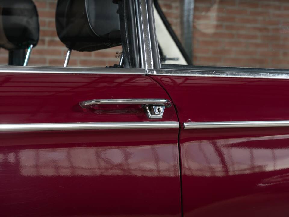 Image 18/91 of BMW 1802 (1973)
