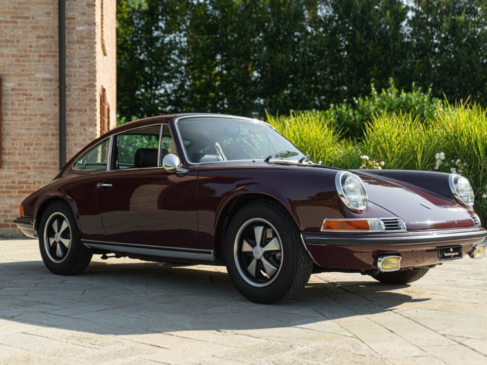 Image 2/50 of Porsche 911 2.2 S (1971)