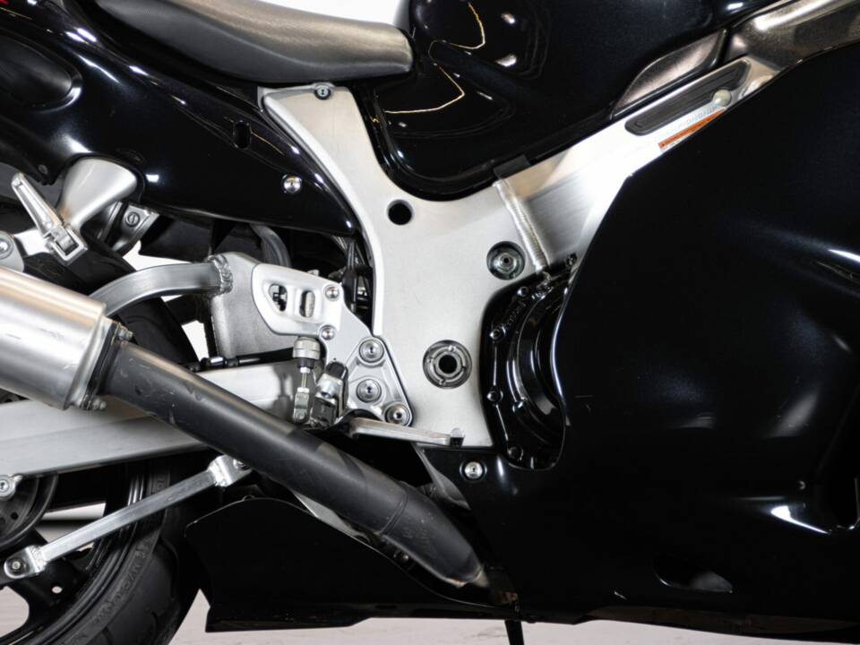 Bild 24/50 von Suzuki GSX Hayabusa 1300 (1999)