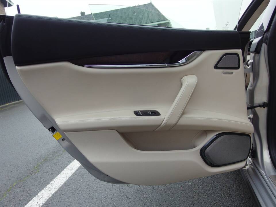 Image 54/90 of Maserati Quattroporte GTS (2013)