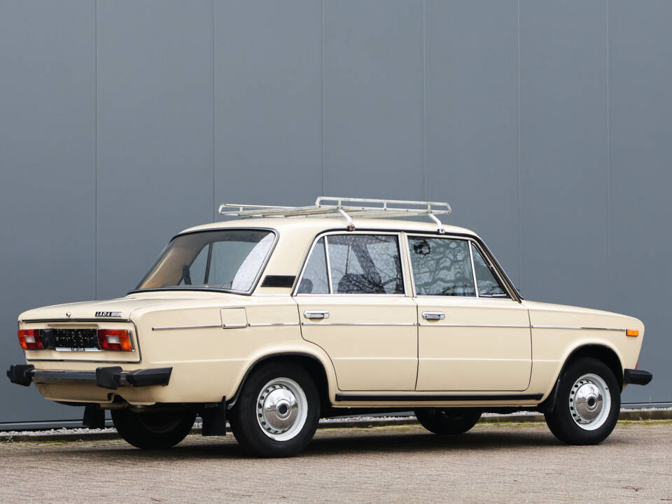 Image 24/59 of Lada 1300 (1990)