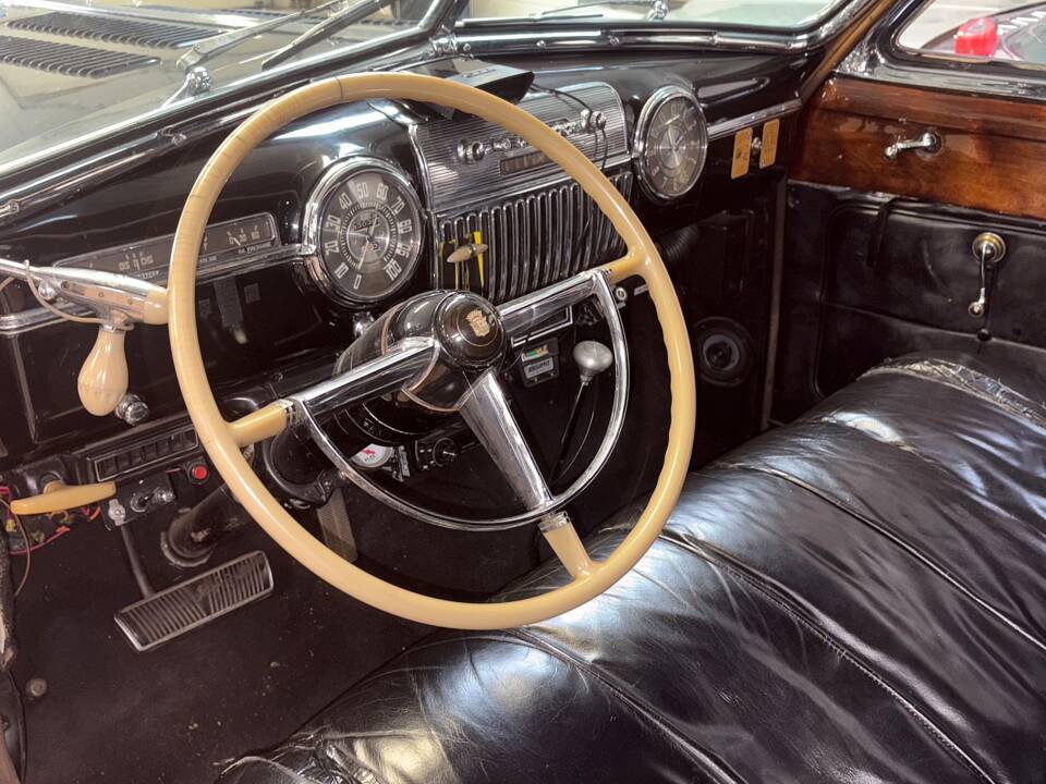 Image 8/24 of Cadillac Fleetwood 60 Special (1947)