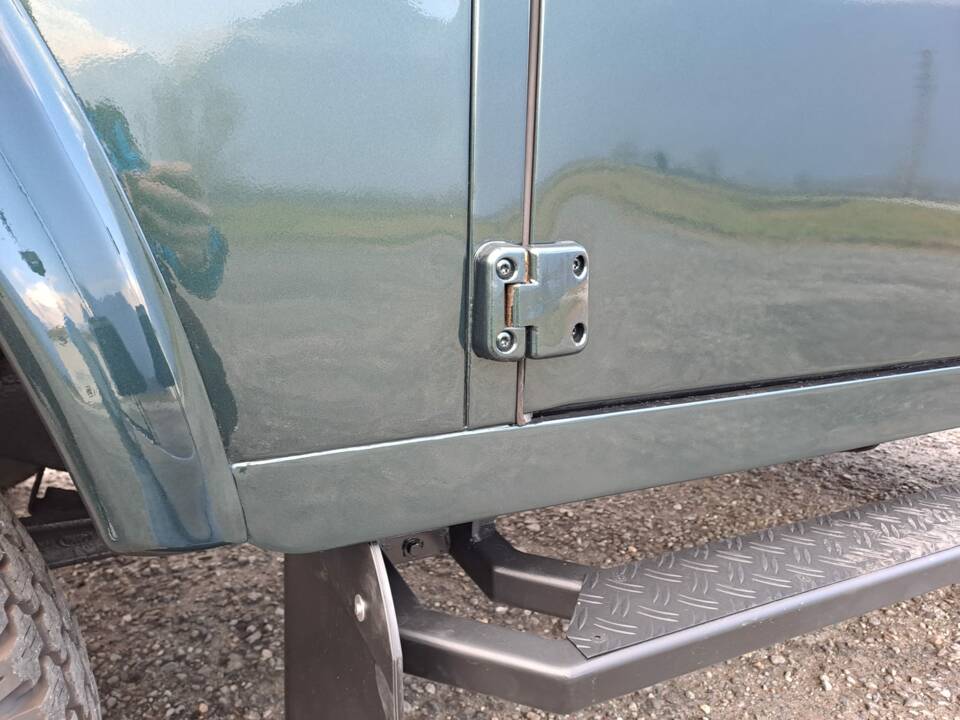 Immagine 57/83 di Land Rover Defender 90 Td5 (1999)