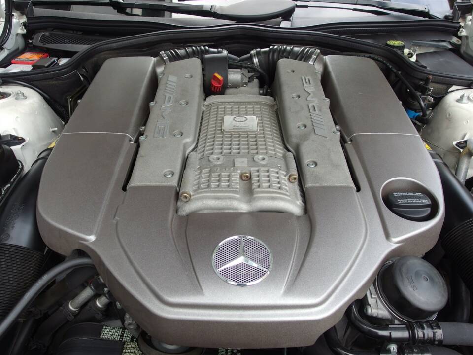 Image 80/97 de Mercedes-Benz SL 55 AMG (2003)