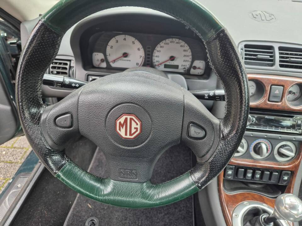 Imagen 14/24 de MG F 1.8i (2001)