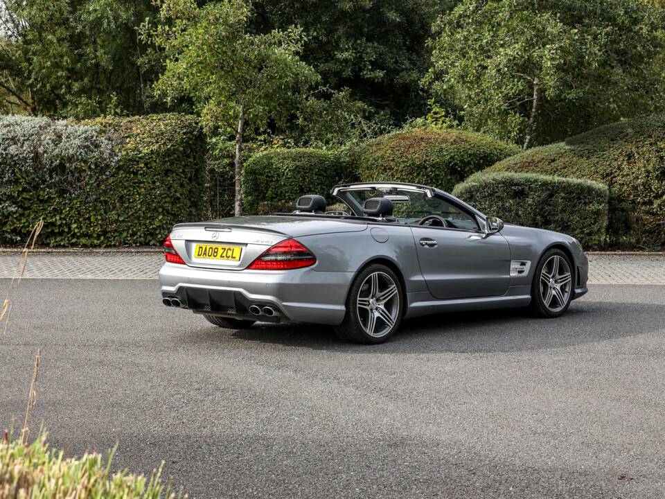 Afbeelding 45/47 van Mercedes-Benz SL 63 AMG (2008)