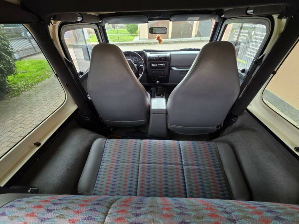 Afbeelding 27/45 van Jeep Wrangler Sport Hardtop 2.5 (1997)