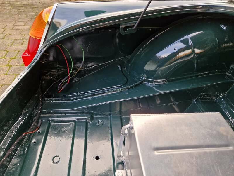 Image 40/50 of MG MGB GT (1965)