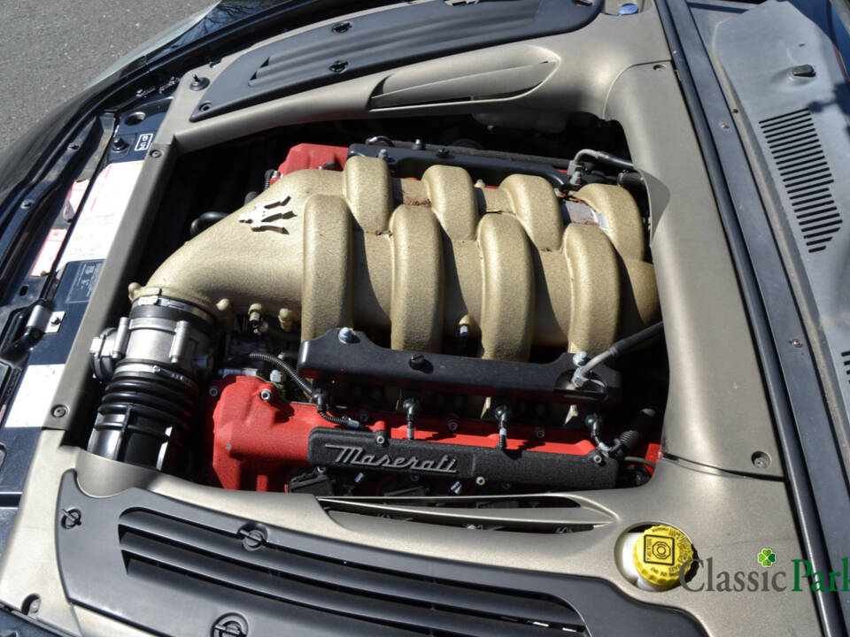 Bild 48/50 von Maserati GranSport 4.2 (2006)
