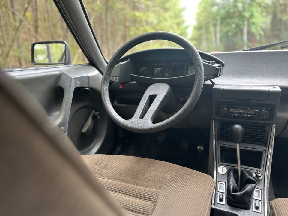 Imagen 9/21 de Citroën CX 20 (1982)