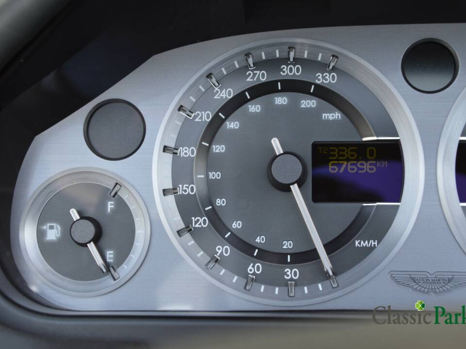 Bild 46/50 von Aston Martin DB 9 Volante (2005)