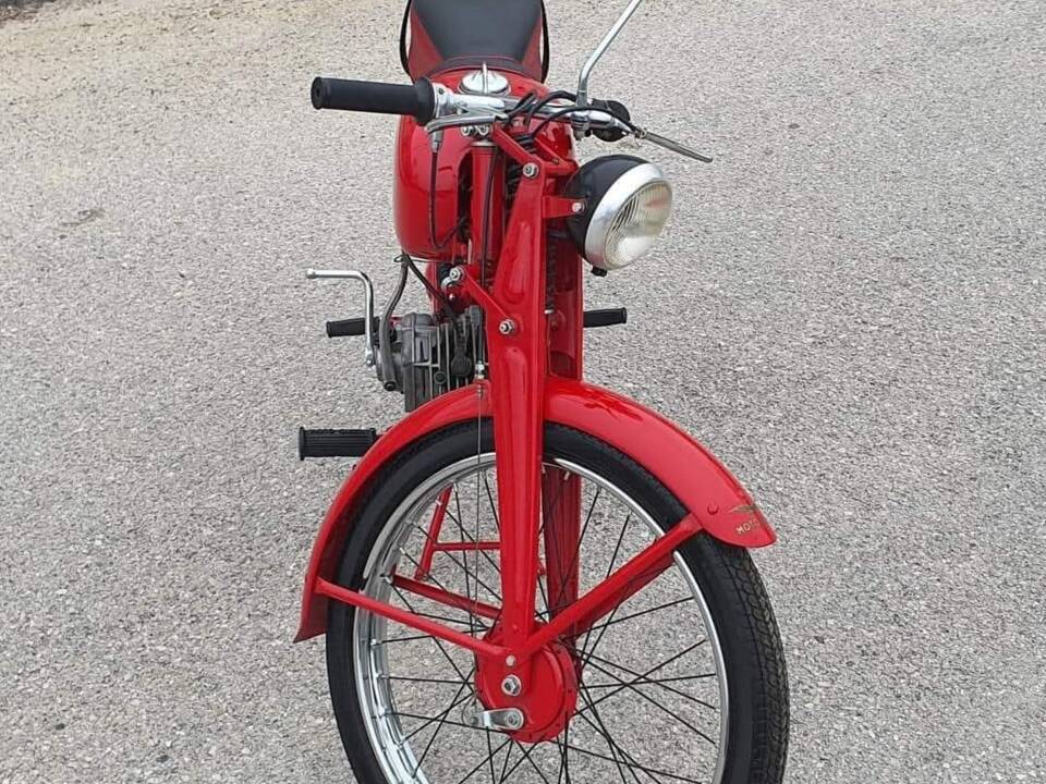 Image 10/22 of Moto Guzzi DUMMY (1960)