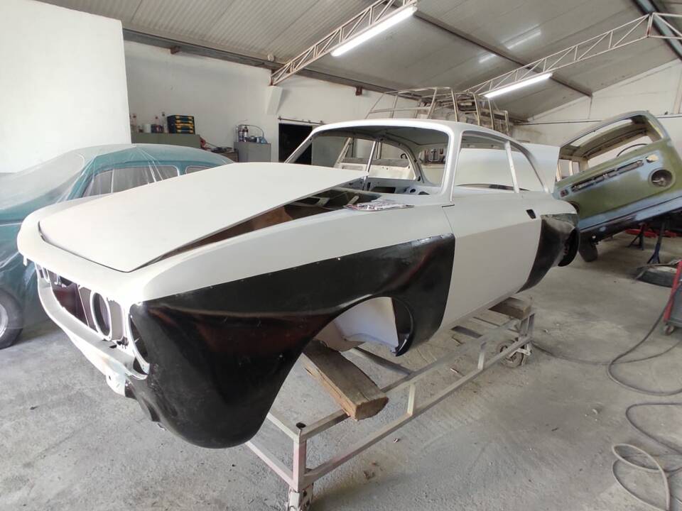 Image 94/99 of Alfa Romeo Giulia 1750 GT Am (1971)