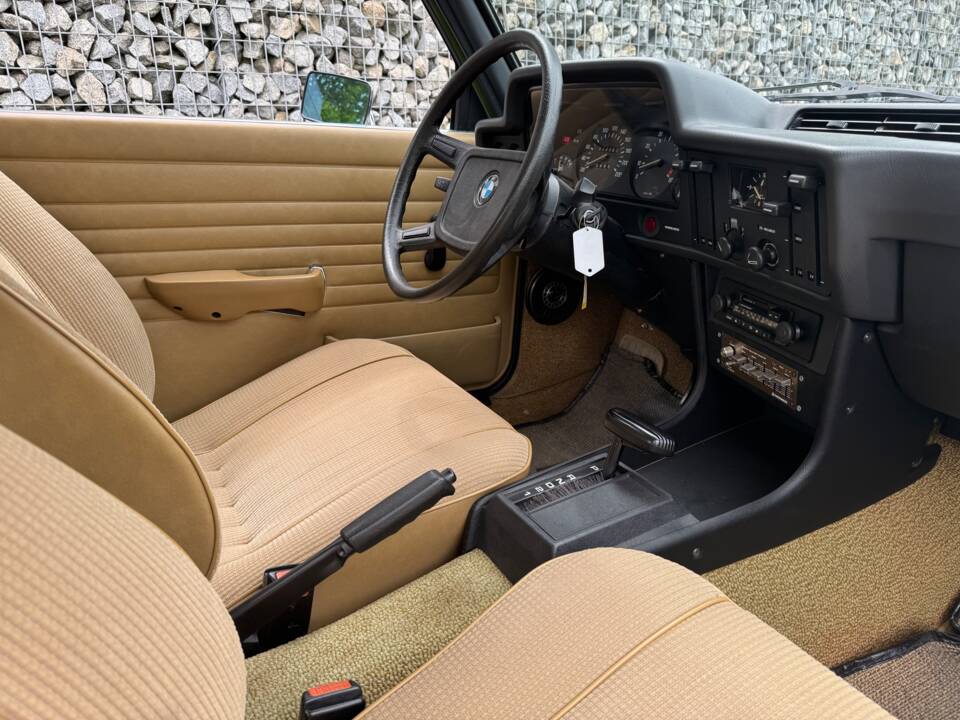 Bild 28/57 von BMW 320 (1978)