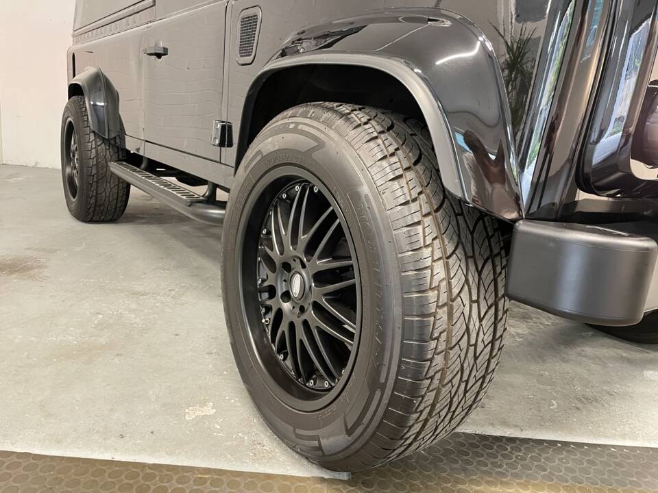 Afbeelding 40/42 van Land Rover Defender 110 (2014)