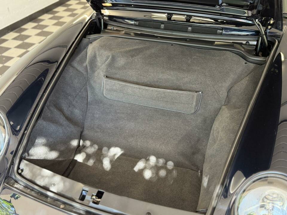 Afbeelding 29/33 van Porsche 911 Carrera 4S (1996)