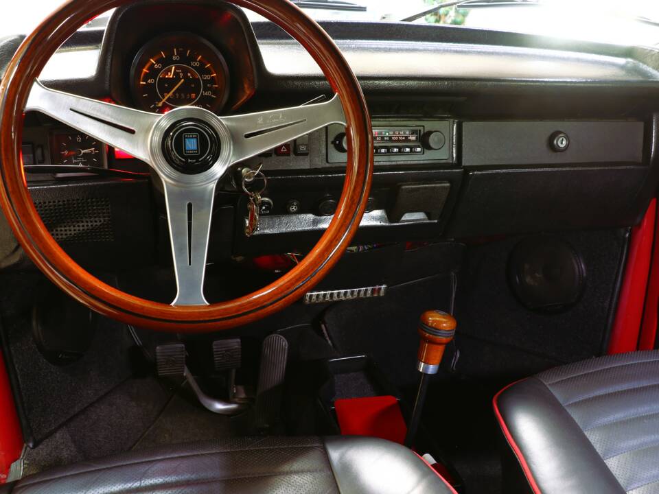Immagine 22/34 di Volkswagen Beetle 1303 LS (1978)