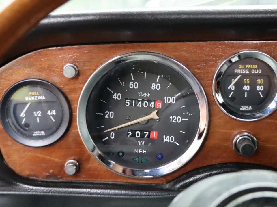 Immagine 47/50 di FIAT 124 Spider CS1 (1975)