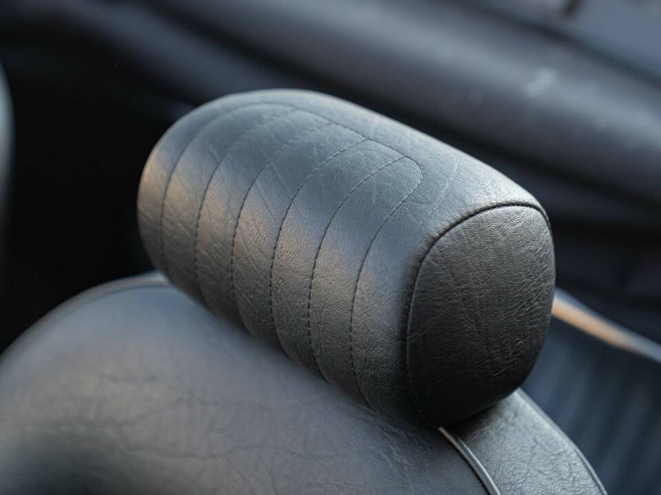 Image 41/50 of Alfa Romeo 1750 Spider Veloce (1969)