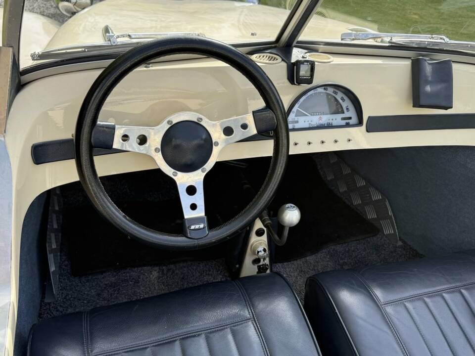 Image 2/8 of Burton Classic (1983)