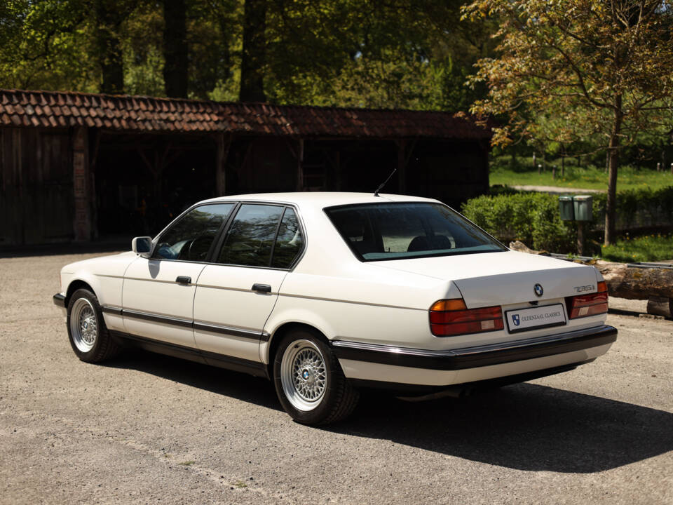 Bild 3/70 von BMW 735i (1991)