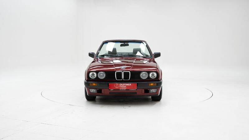 Bild 5/15 von BMW 318i (1992)