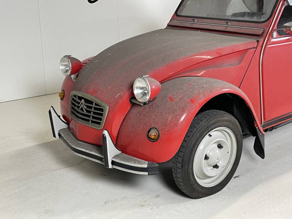 Image 2/22 de Citroën 2 CV 6 Club (1991)