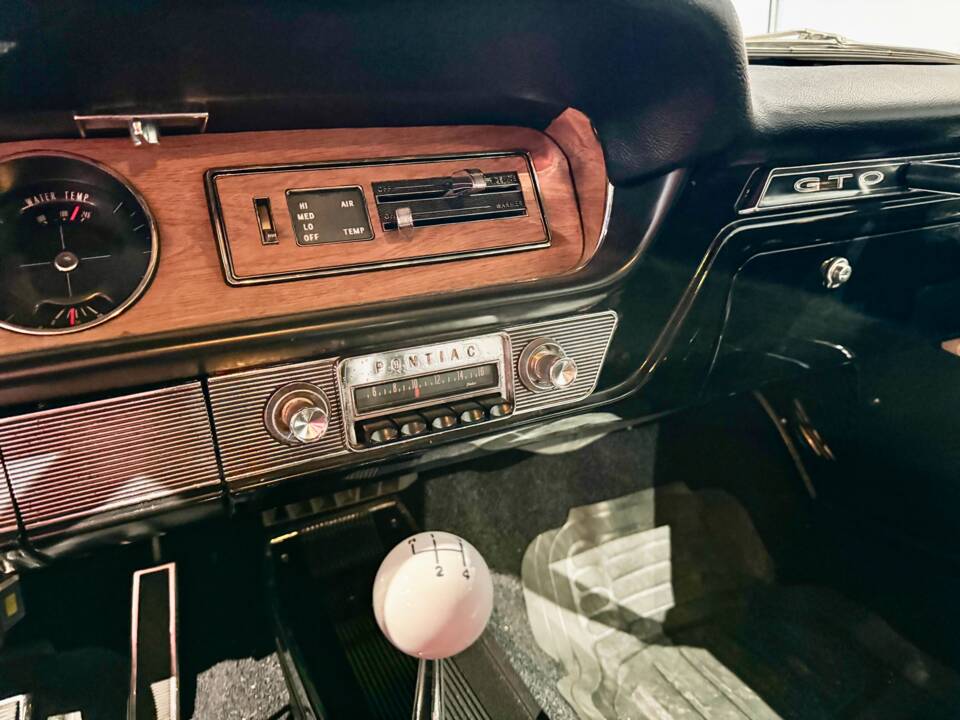 Bild 11/18 von Pontiac GTO Tri-Power (1965)
